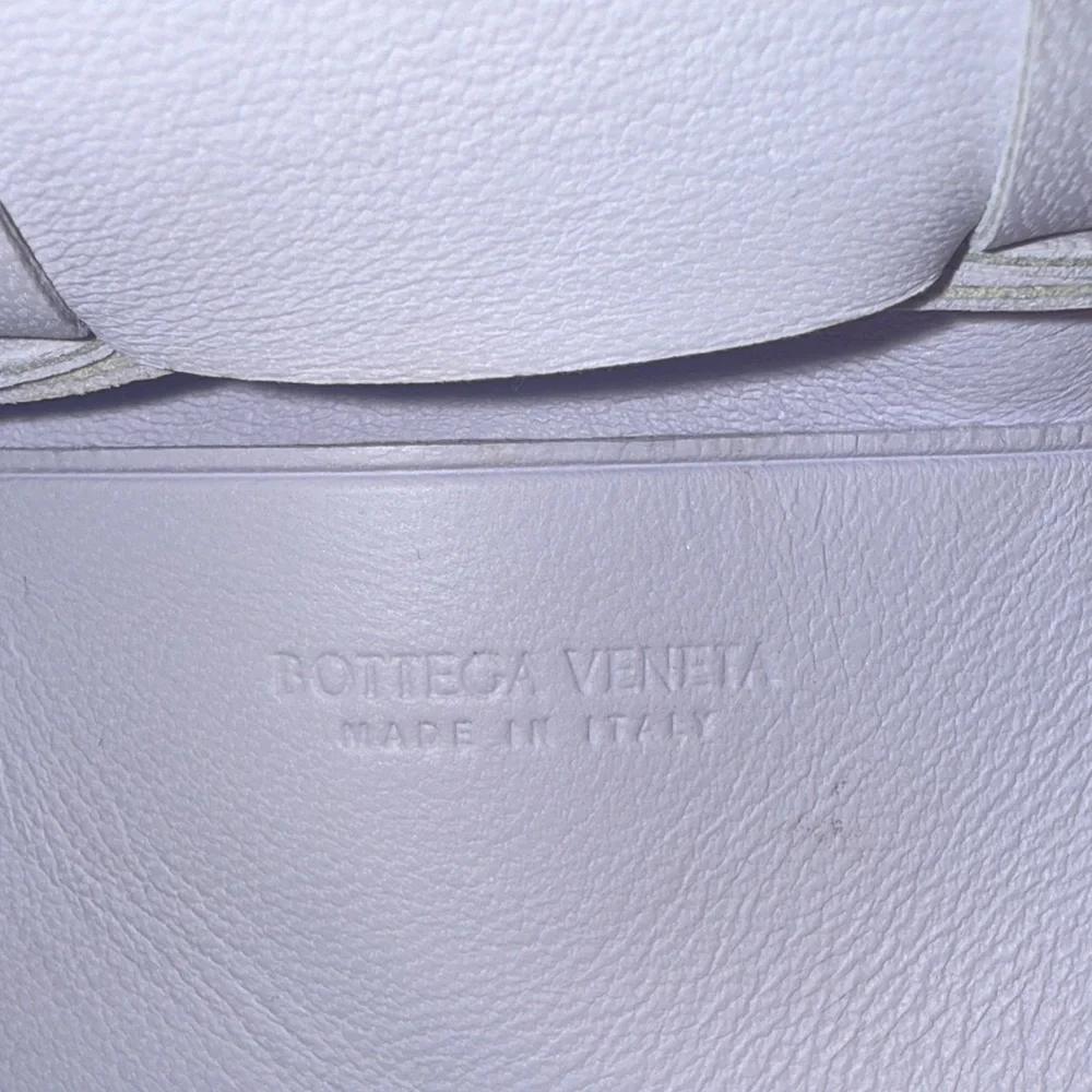 Elegant Cream Woven Women's Bag - Picture 3 of 4